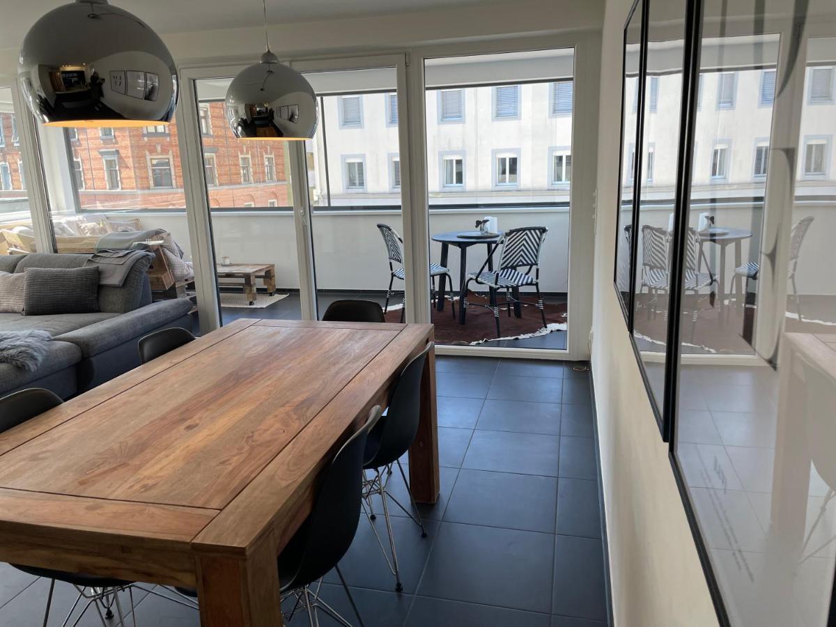 Moderne Stadtwohnung Inkl. Tiefgaragenplatz Bregenz Kültér fotó